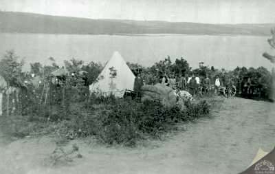 Cephede ileri hatların hemen gerisinde konuşlanan bir sargı yeri